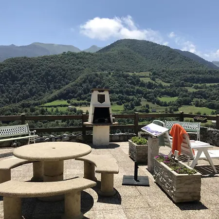 Le Cailhabas Vakantiehuis Lescun